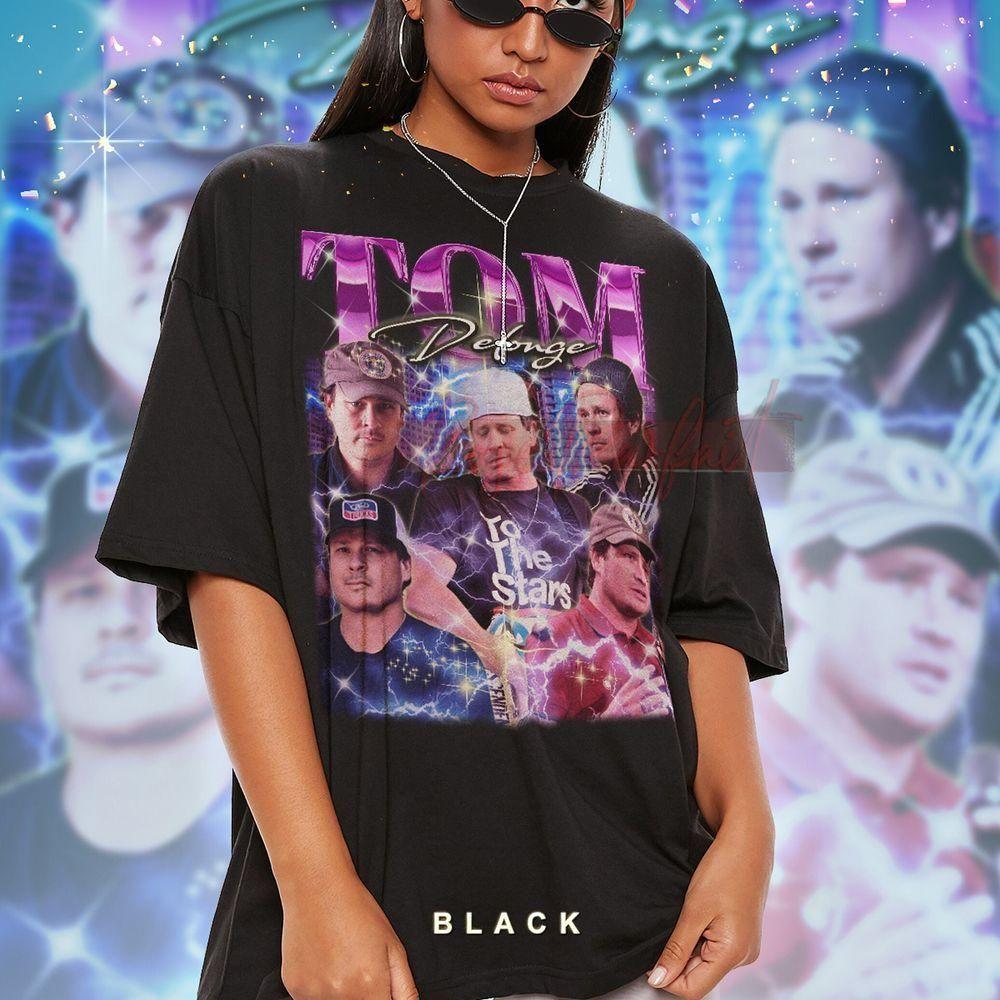 Tom Delonge Retro 2 Vuitino Shirt Tom Delonge Retro 2 Vuitino Shirt